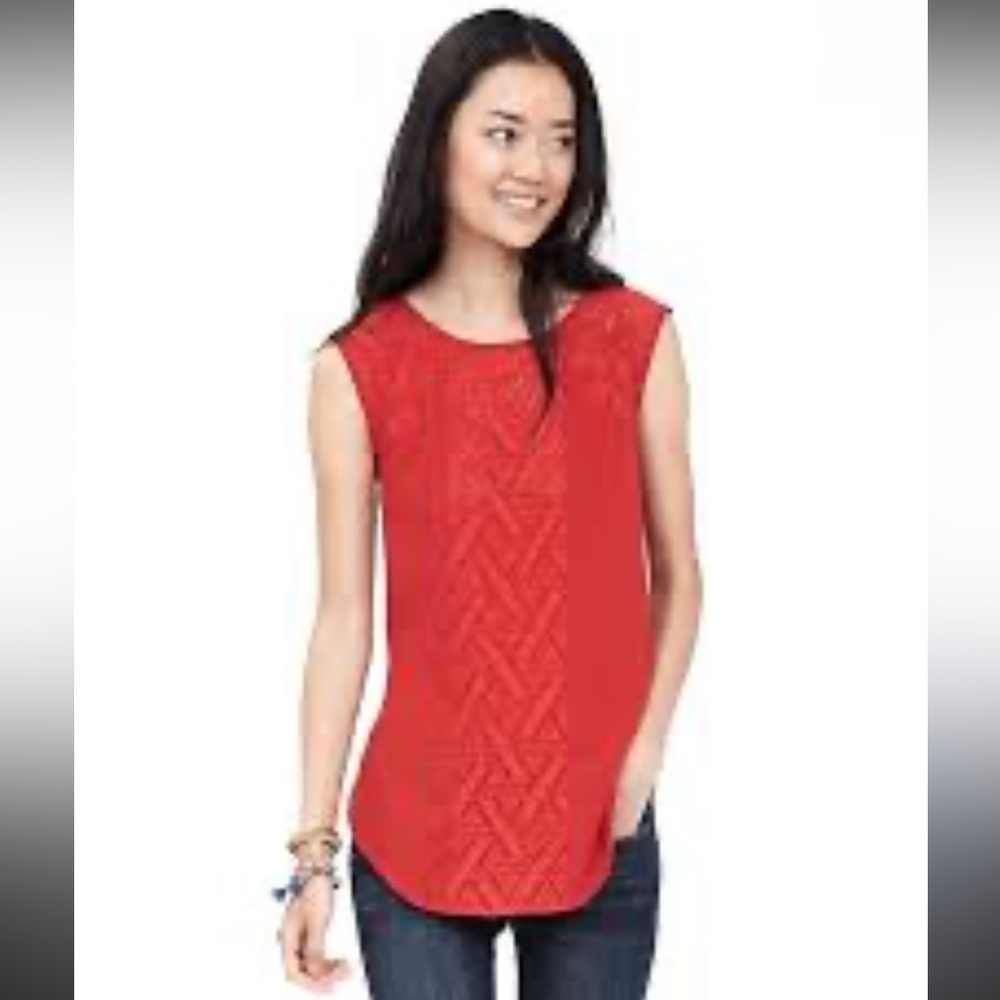 Banana Republic Pieced Lace Muscle Tee Like New! PS